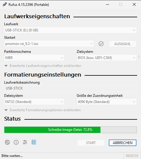 Rufus schreibt die Image-Datei, Fortschrittsbalken bei 72,8 Prozent
